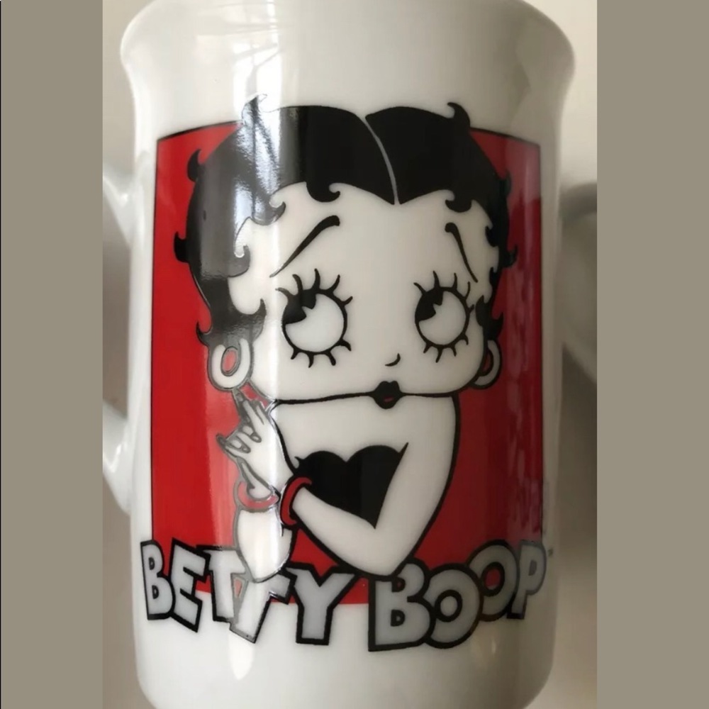 Betty boop porcelain set of 2 mugs